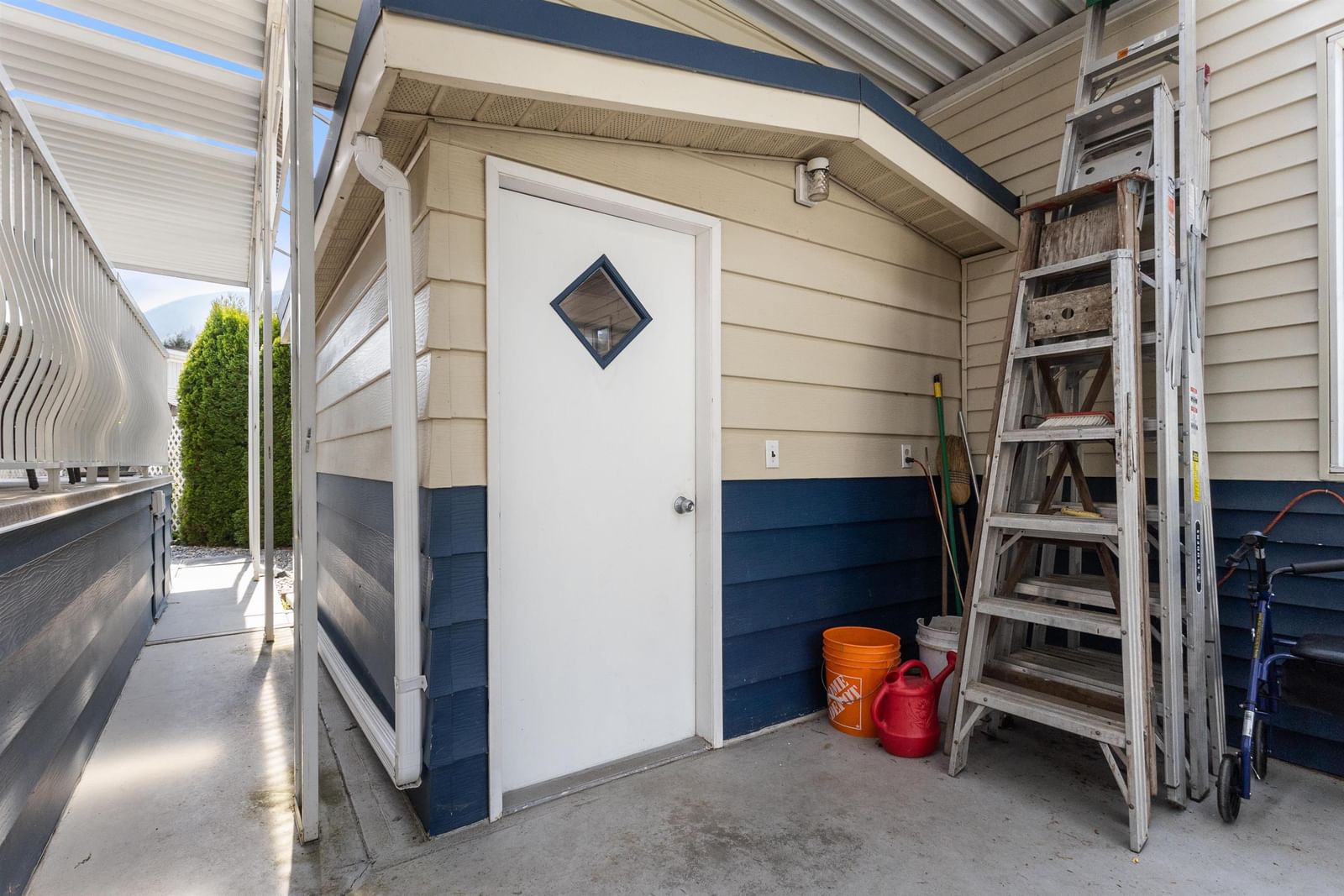Listing Image 29