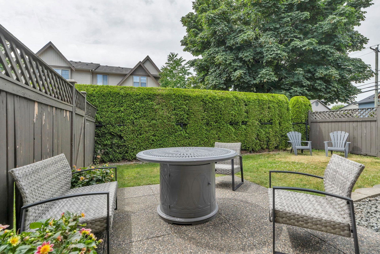 Listing Image 9
