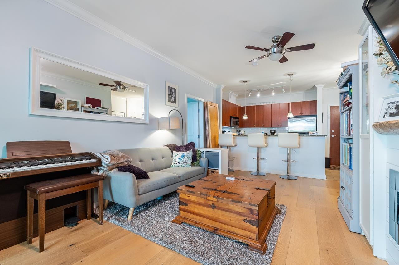 Listing Image 15