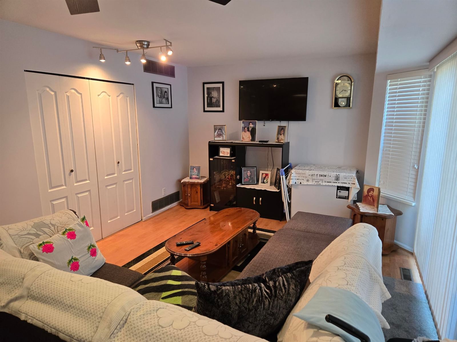 Listing Image 14