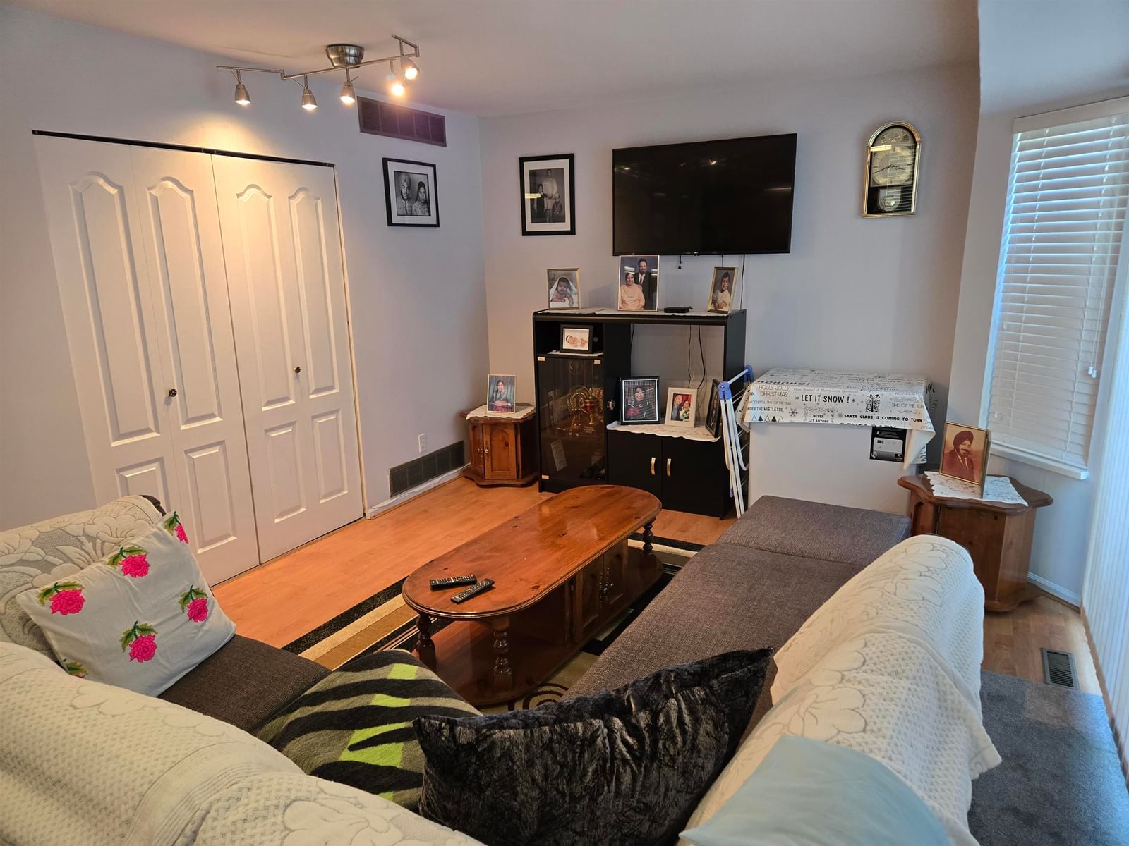 Listing Image 25