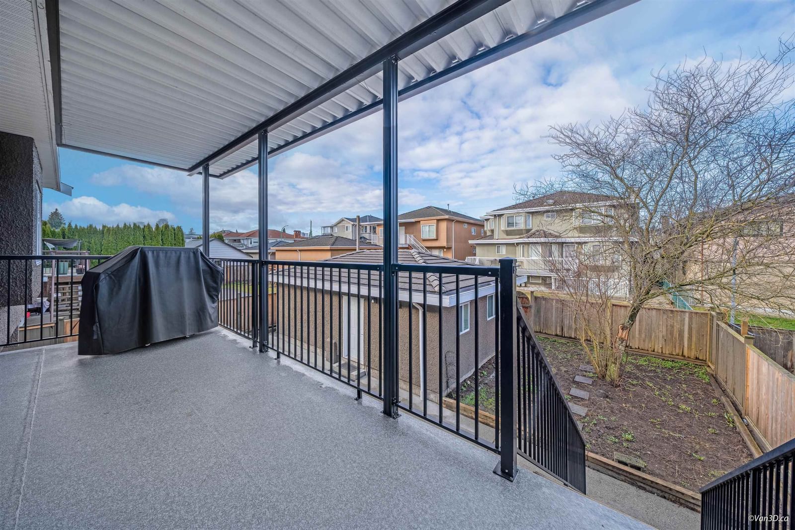 Listing Image 9