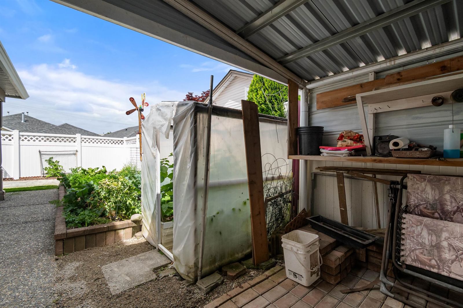 Listing Image 10