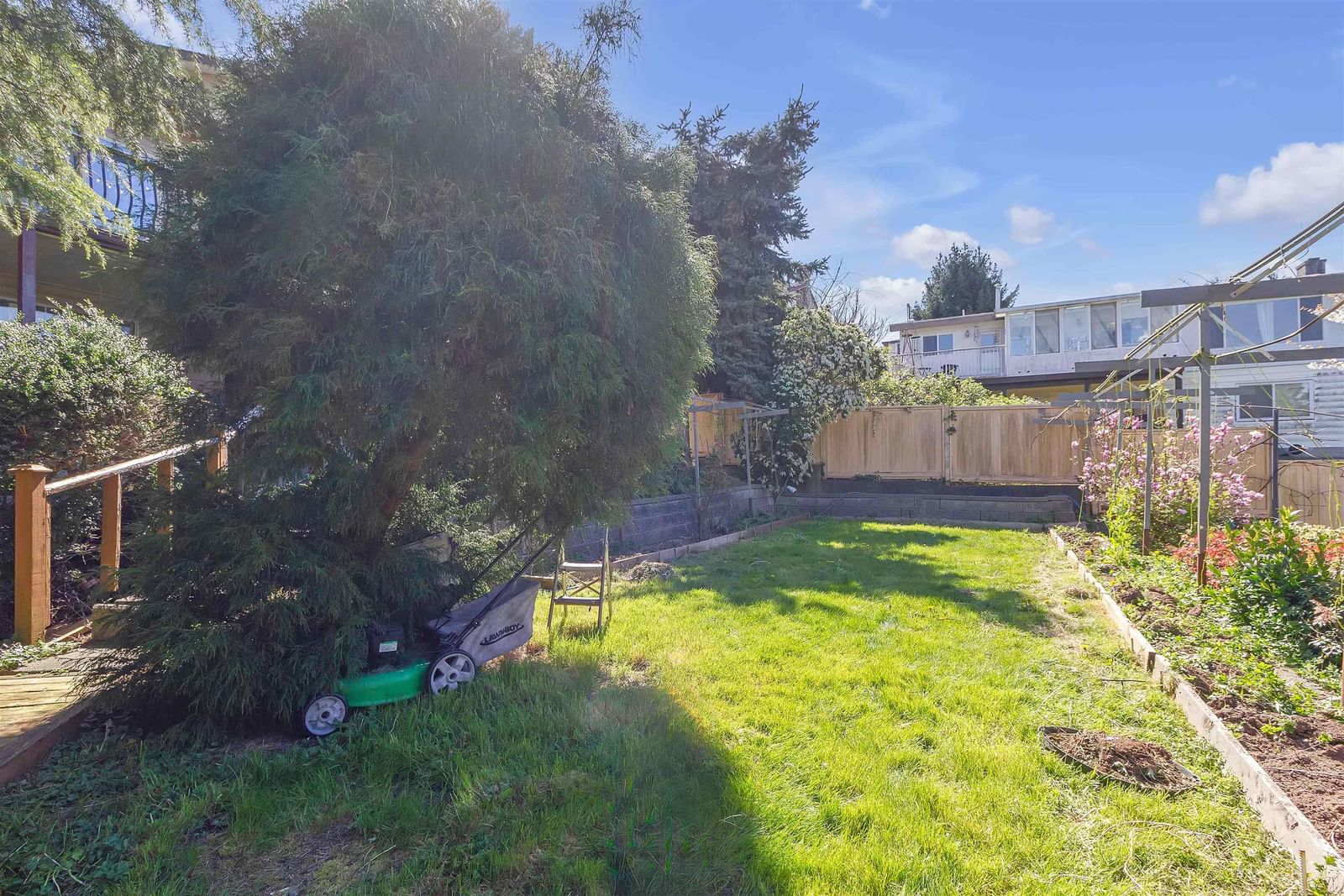 Listing Image 36