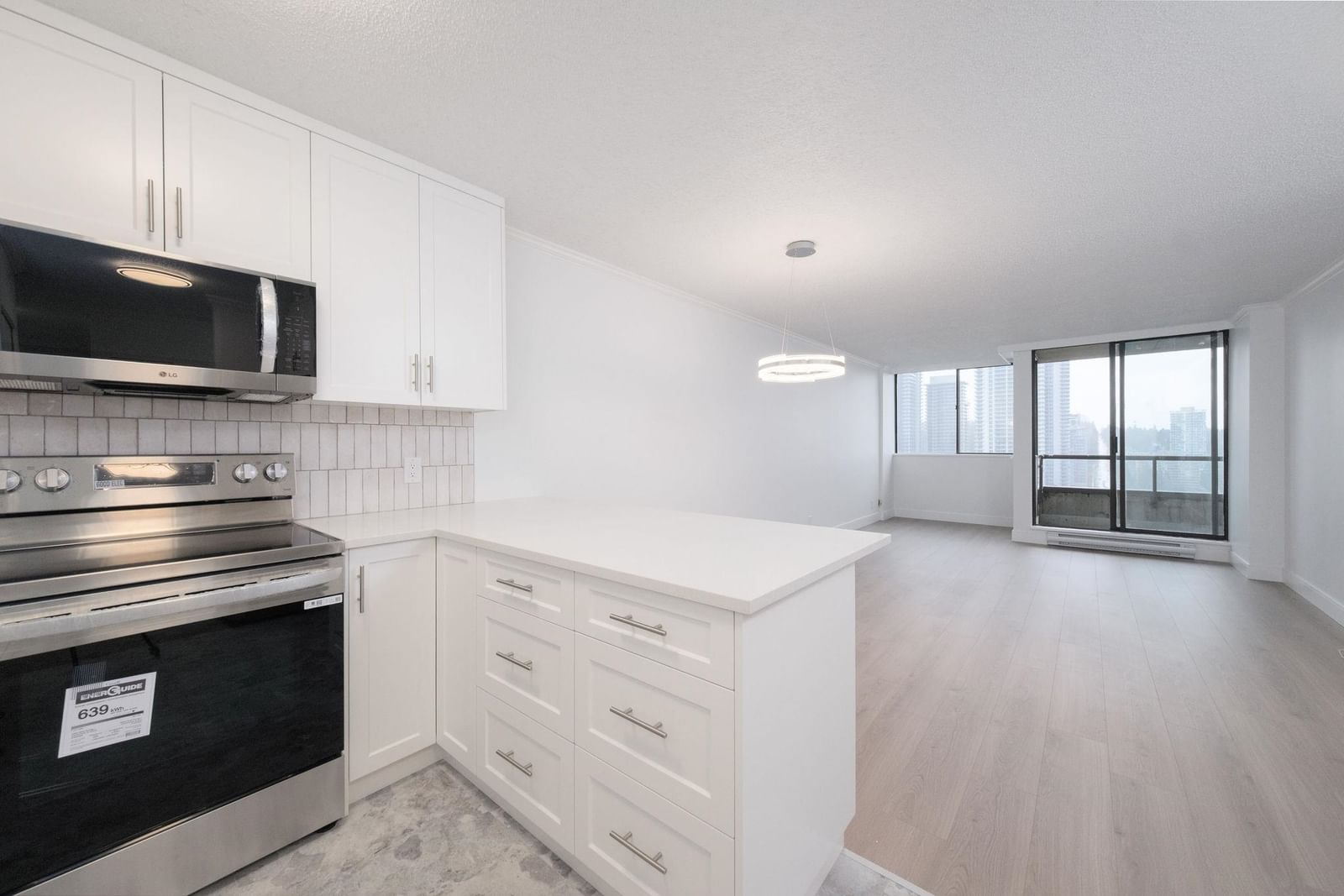 Listing Image 15