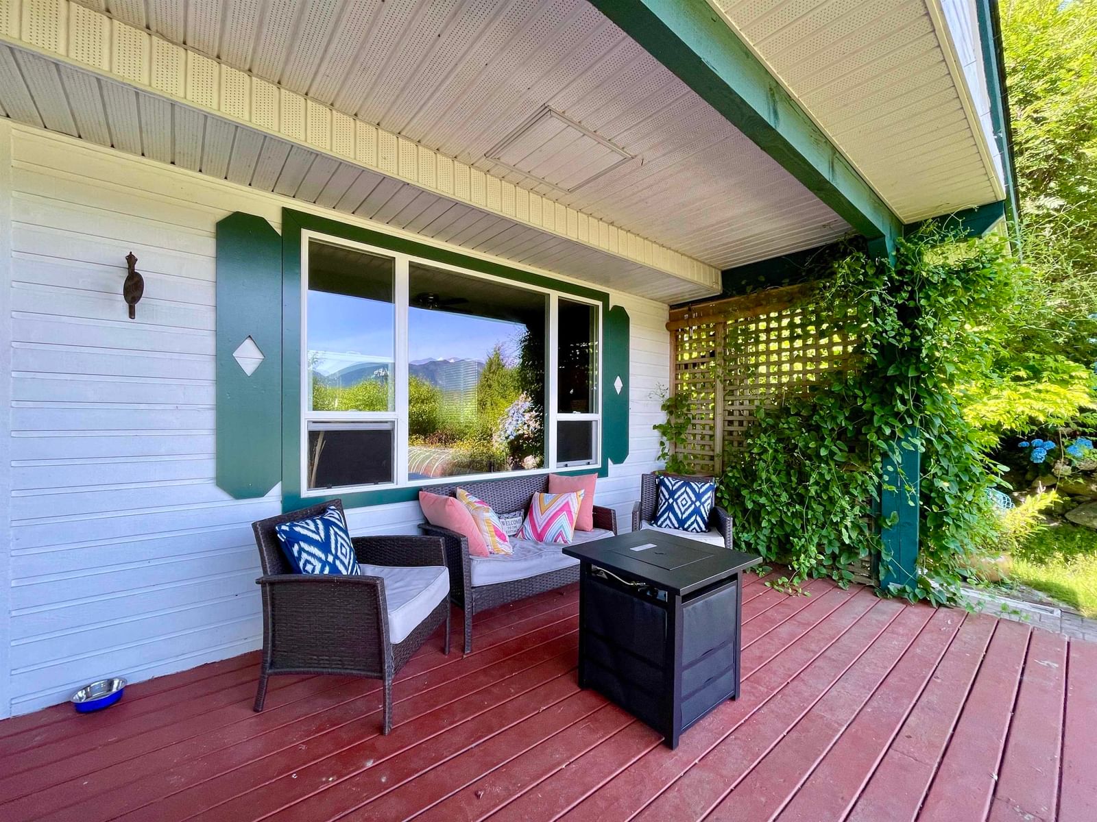 Listing Image 8