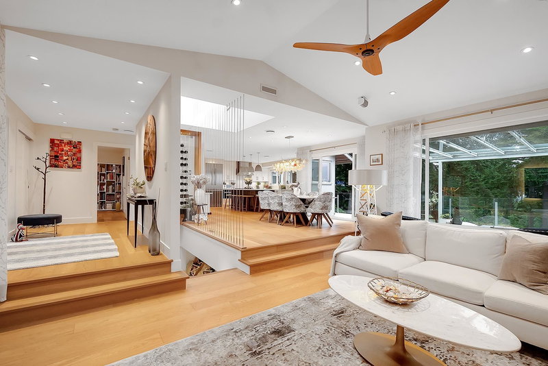 3706 Southridge Place, West Vancouver, V7V 3H8 | Image 2