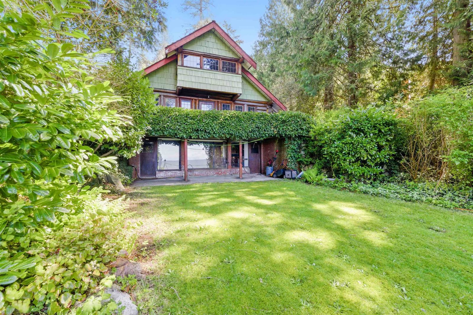 Listing Image 10