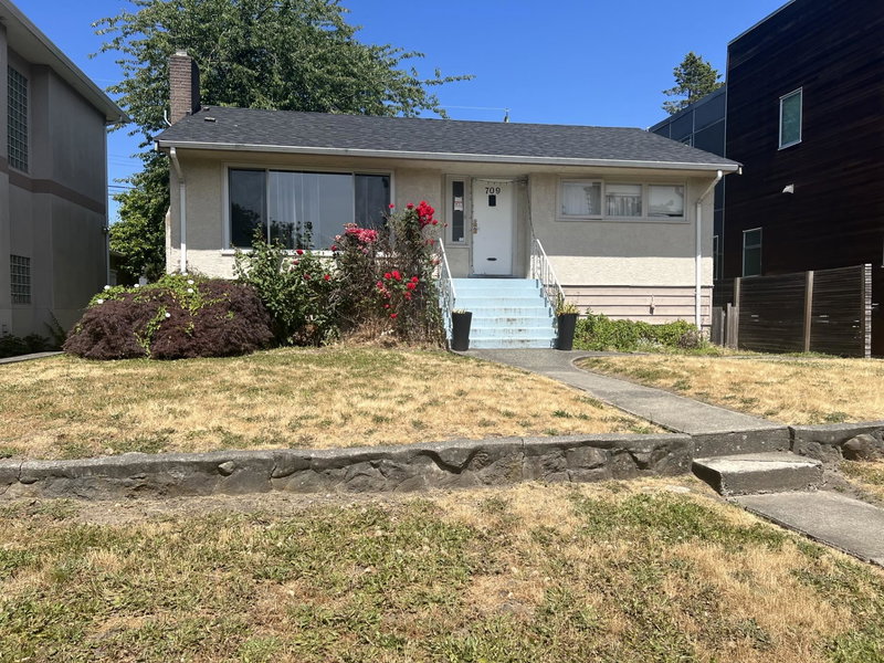 709 64th Avenue, Vancouver, V6P 2L2 | Image 2
