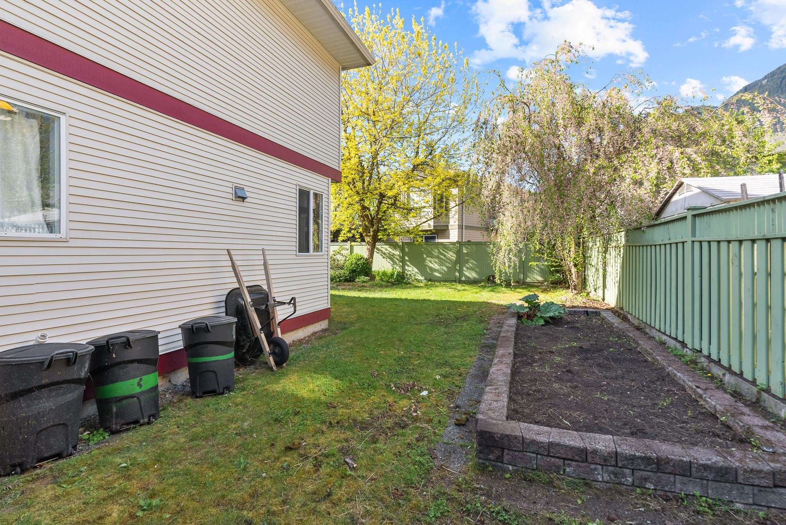 Listing Image 34