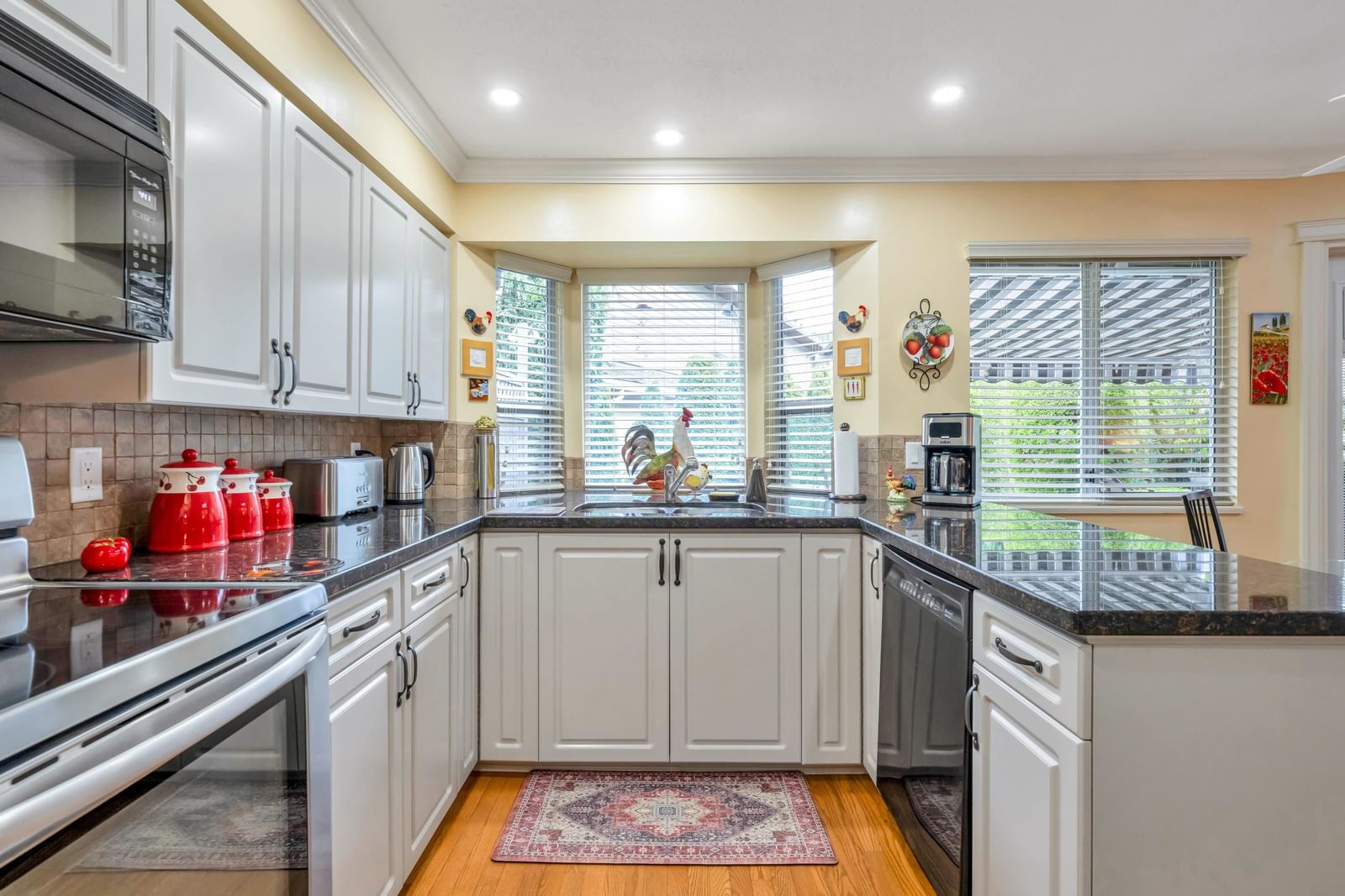 Listing Image 15