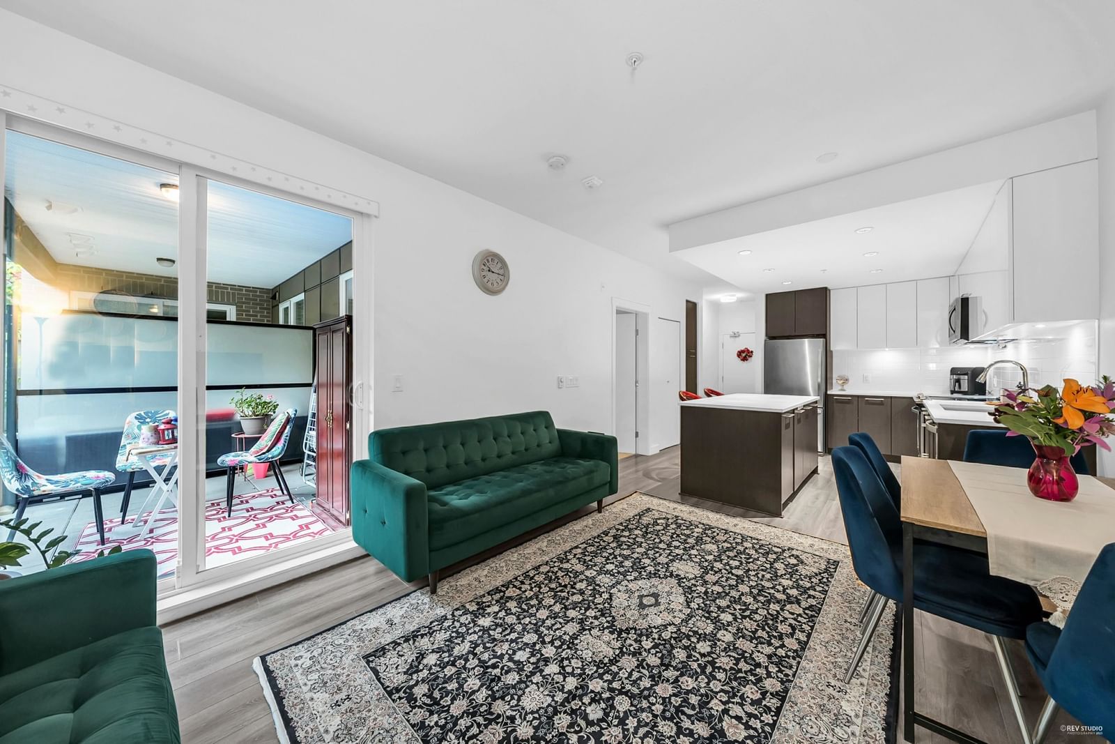 Listing Image 11