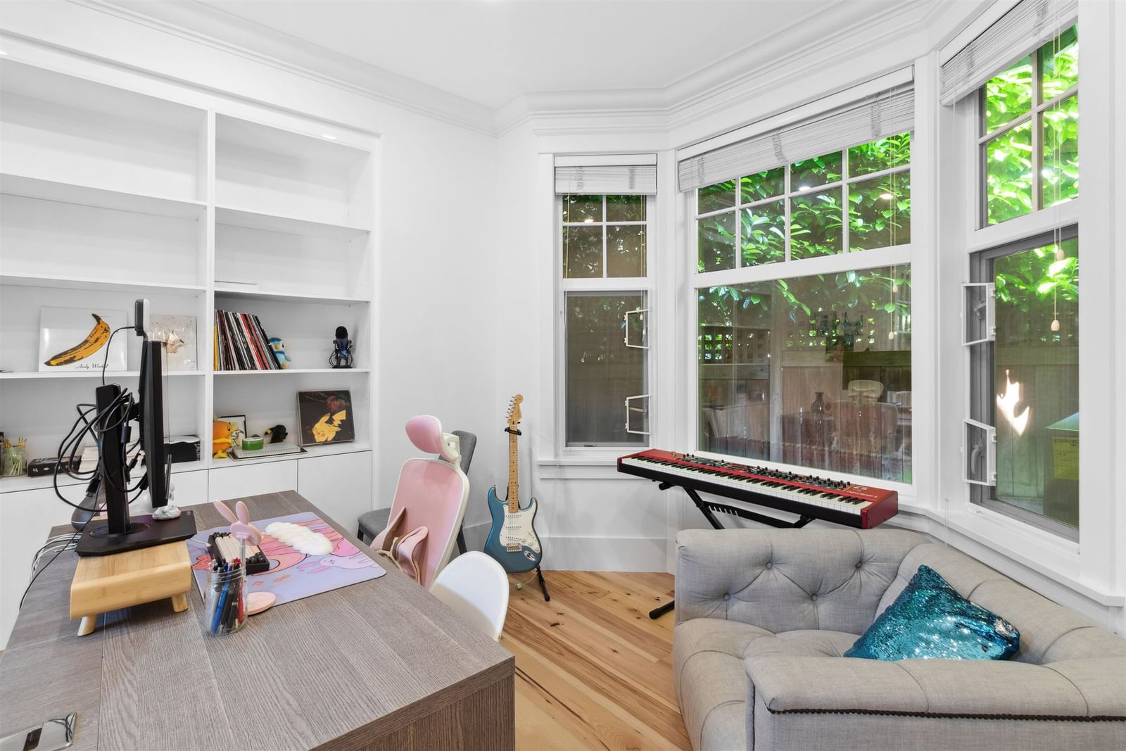 Listing Image 13