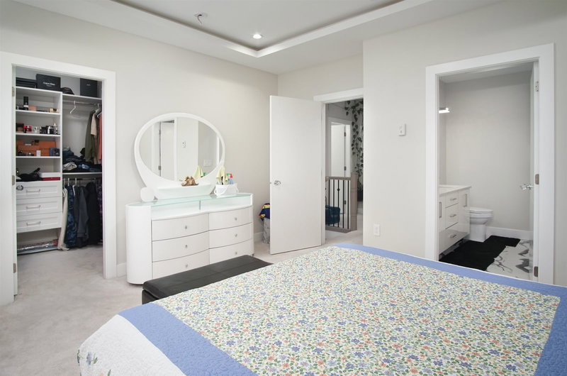 19247 71 Avenue, Surrey, V4N 6V1 | Image 3