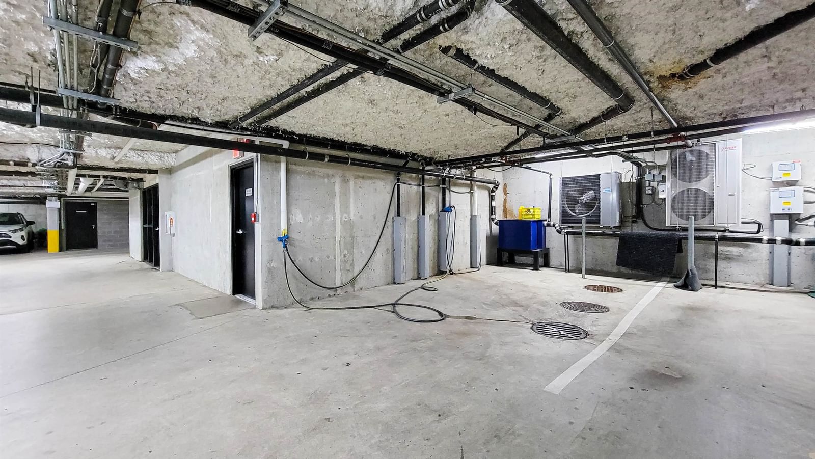 Listing Image 23