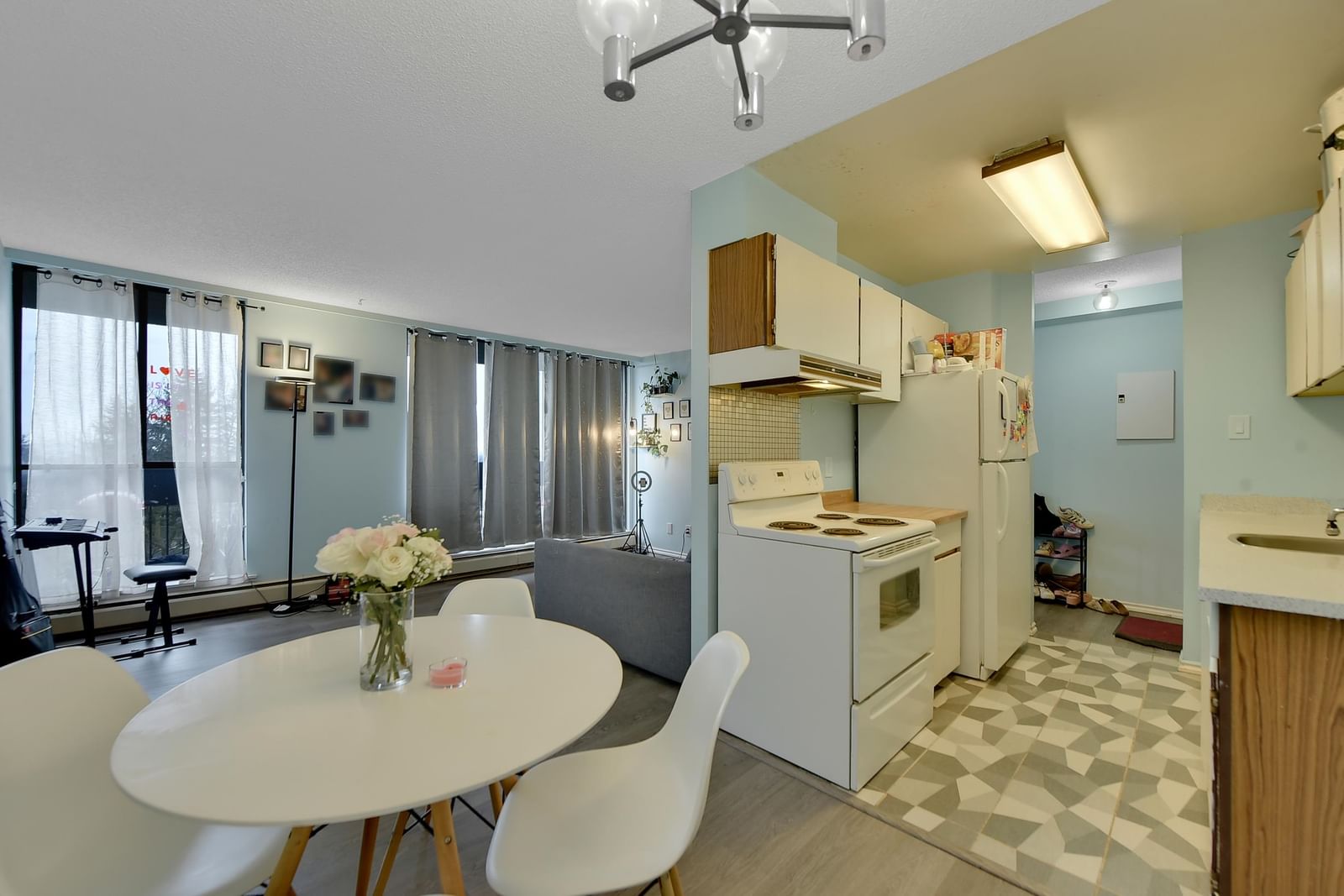 Listing Image 13