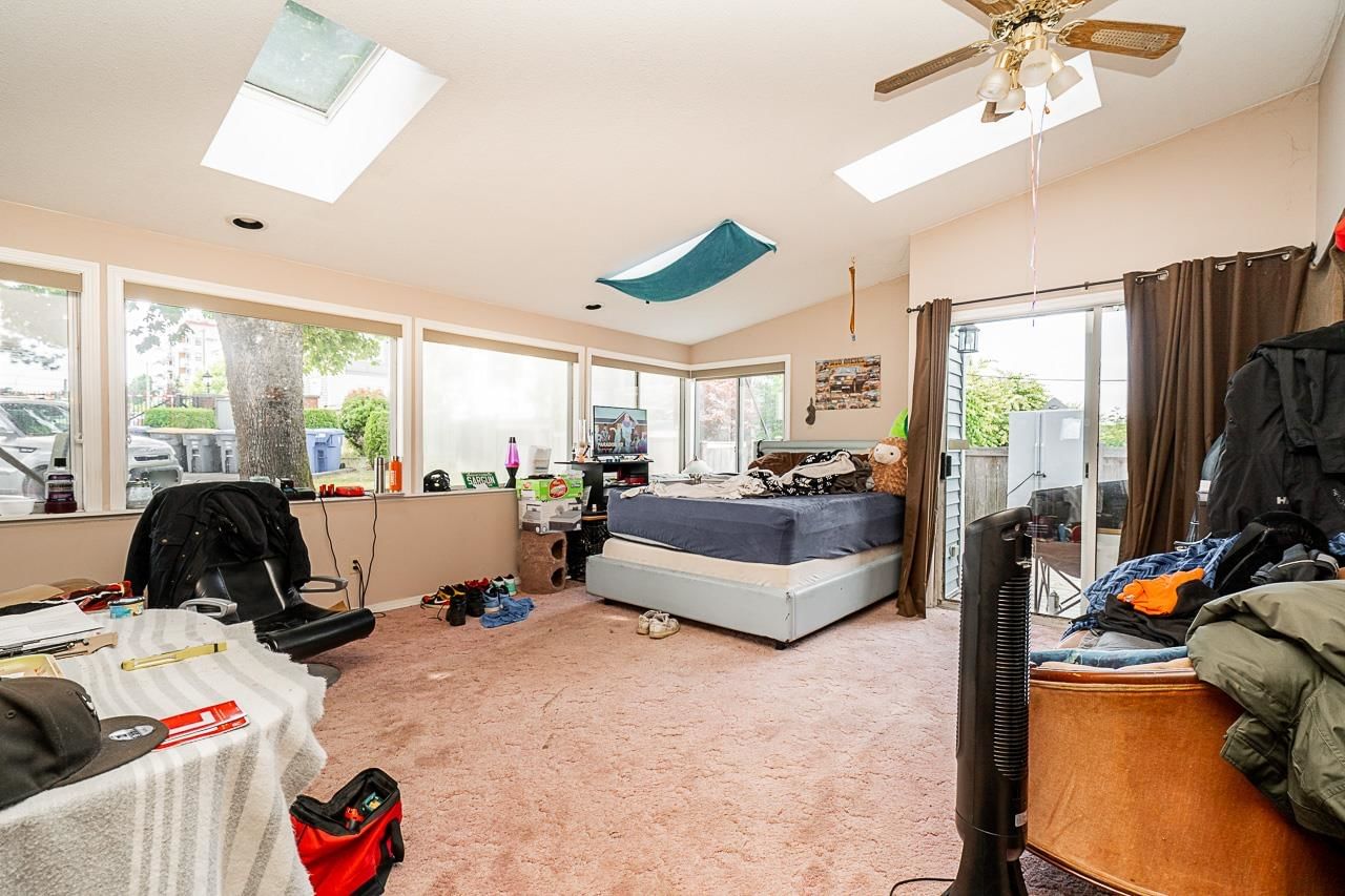 Listing Image 20