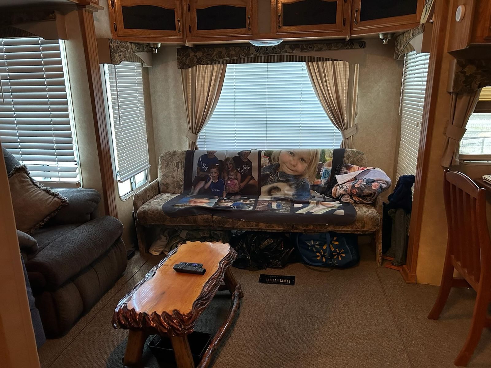 Listing Image 9