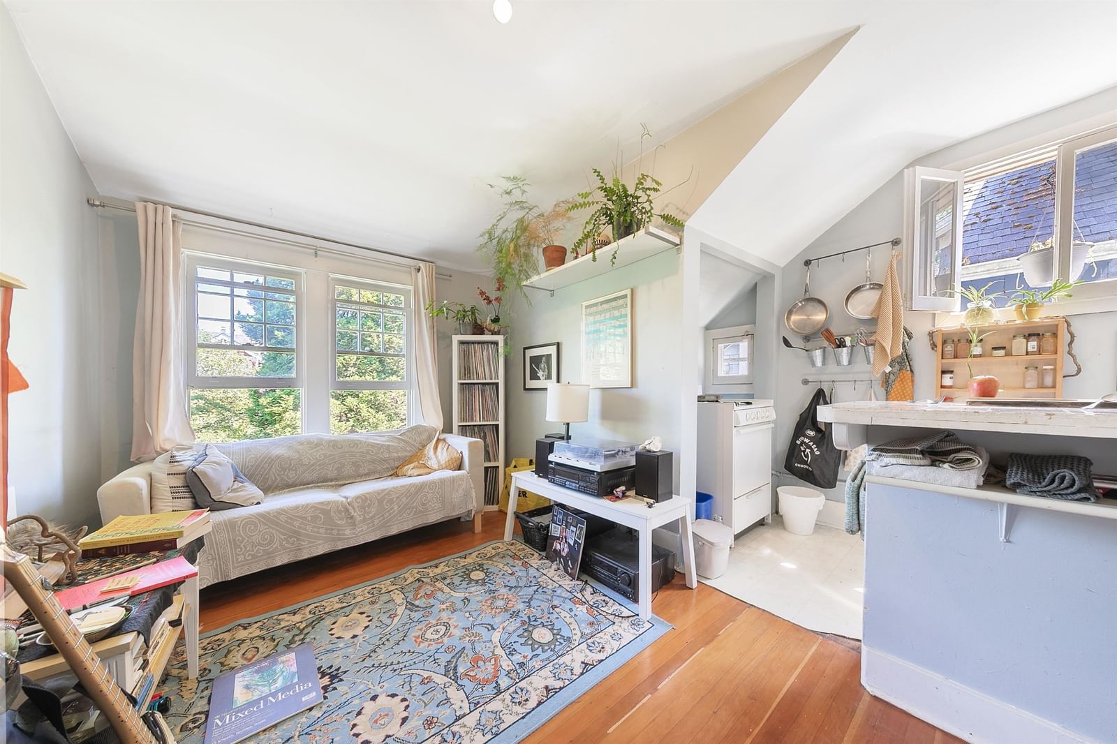 Listing Image 14
