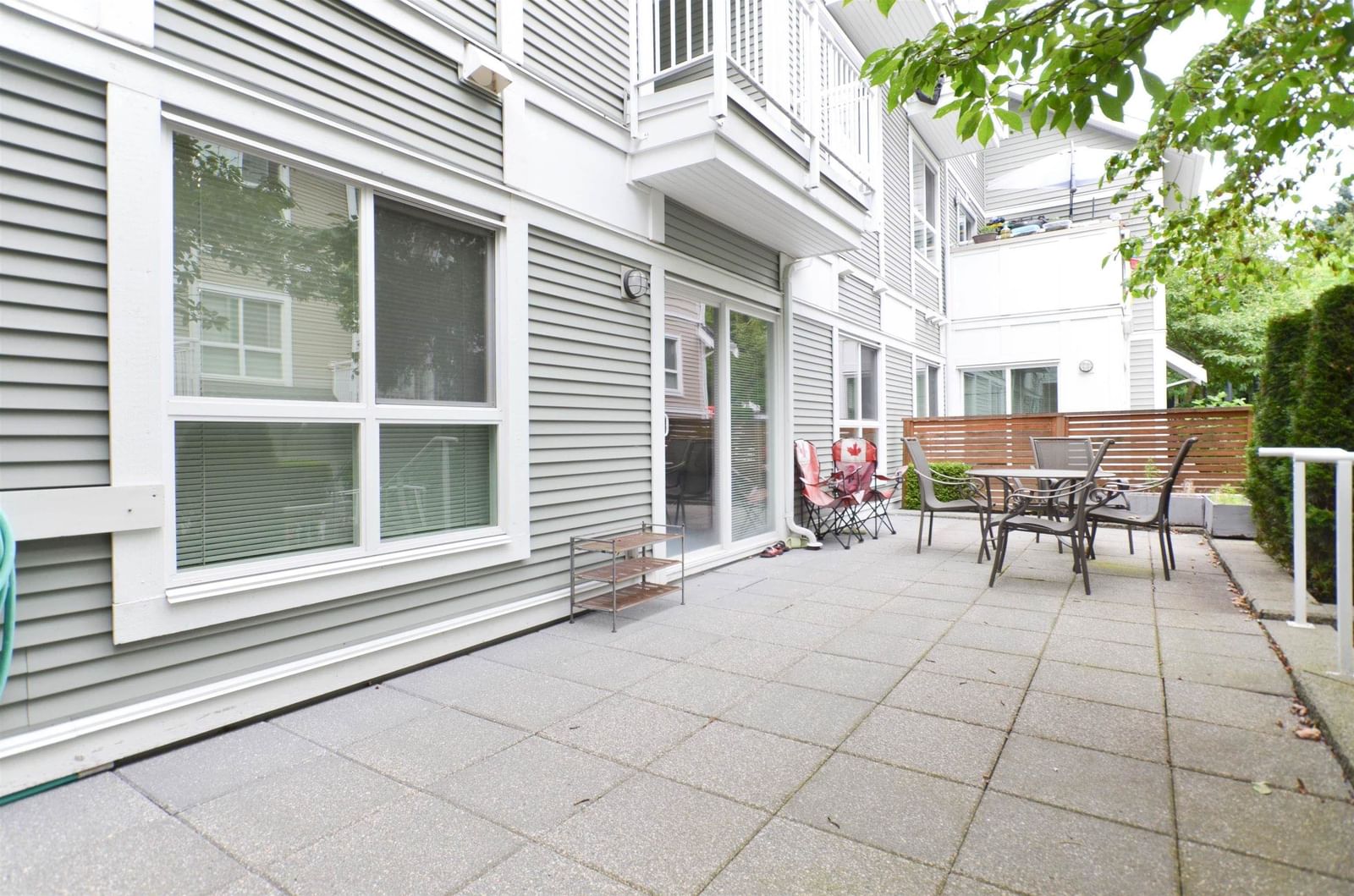 Listing Image 5