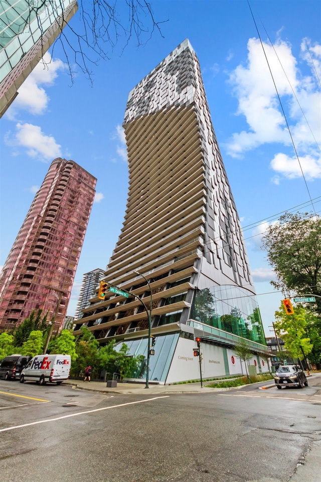 2702 - 1568 Alberni Street