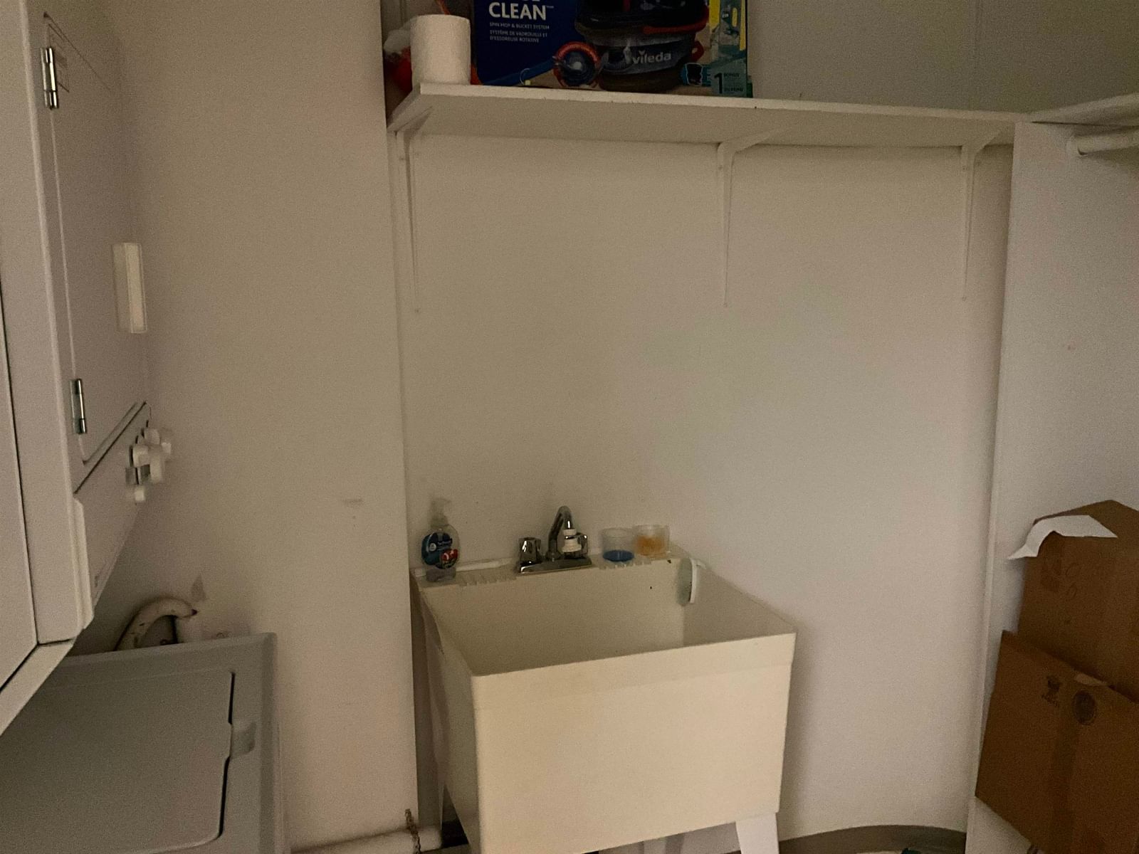 Listing Image 11