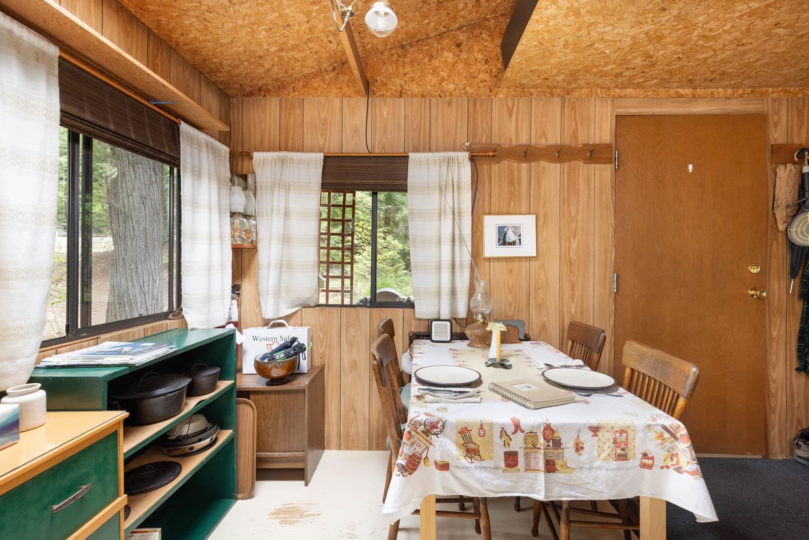 Listing Image 10