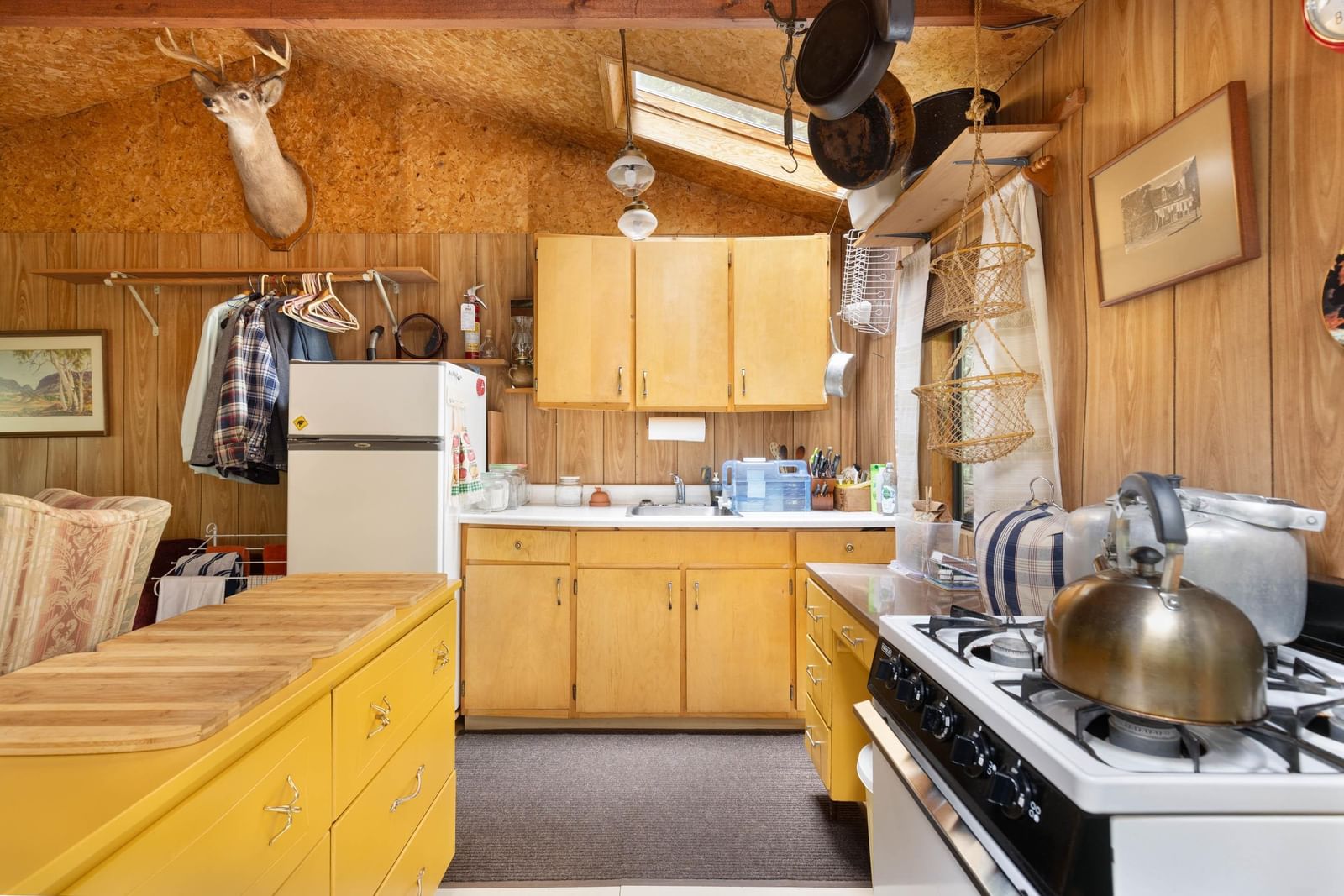 Listing Image 9