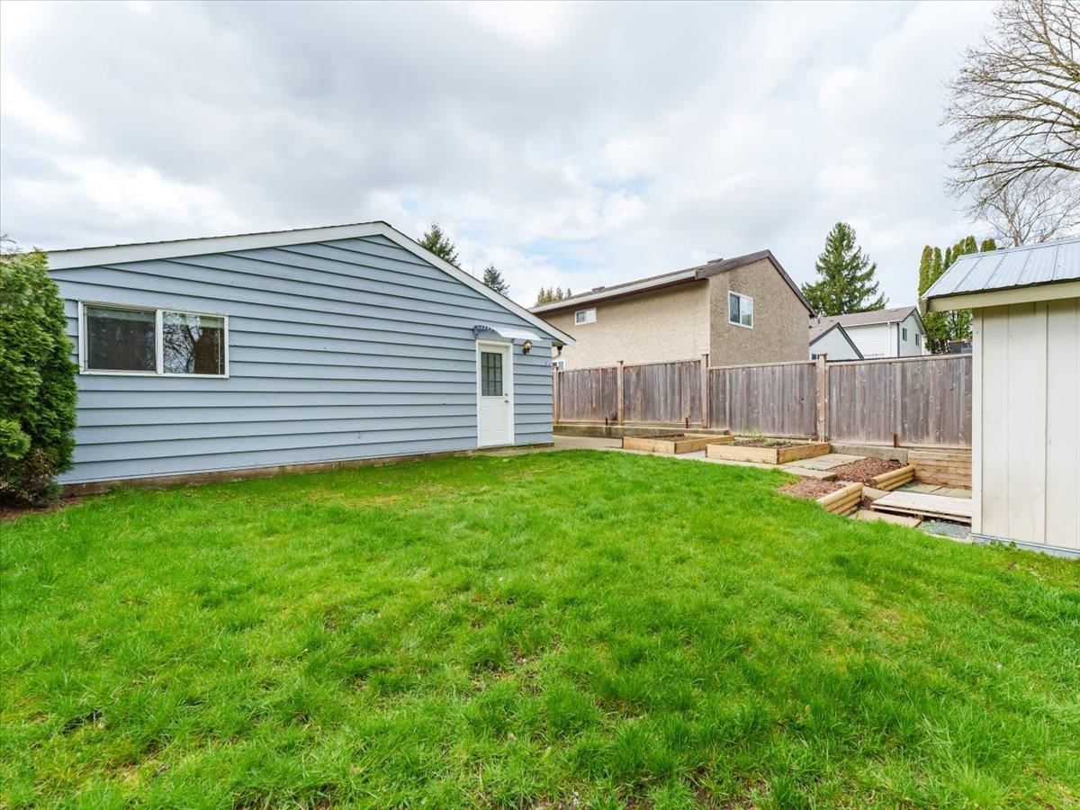 Listing Image 16