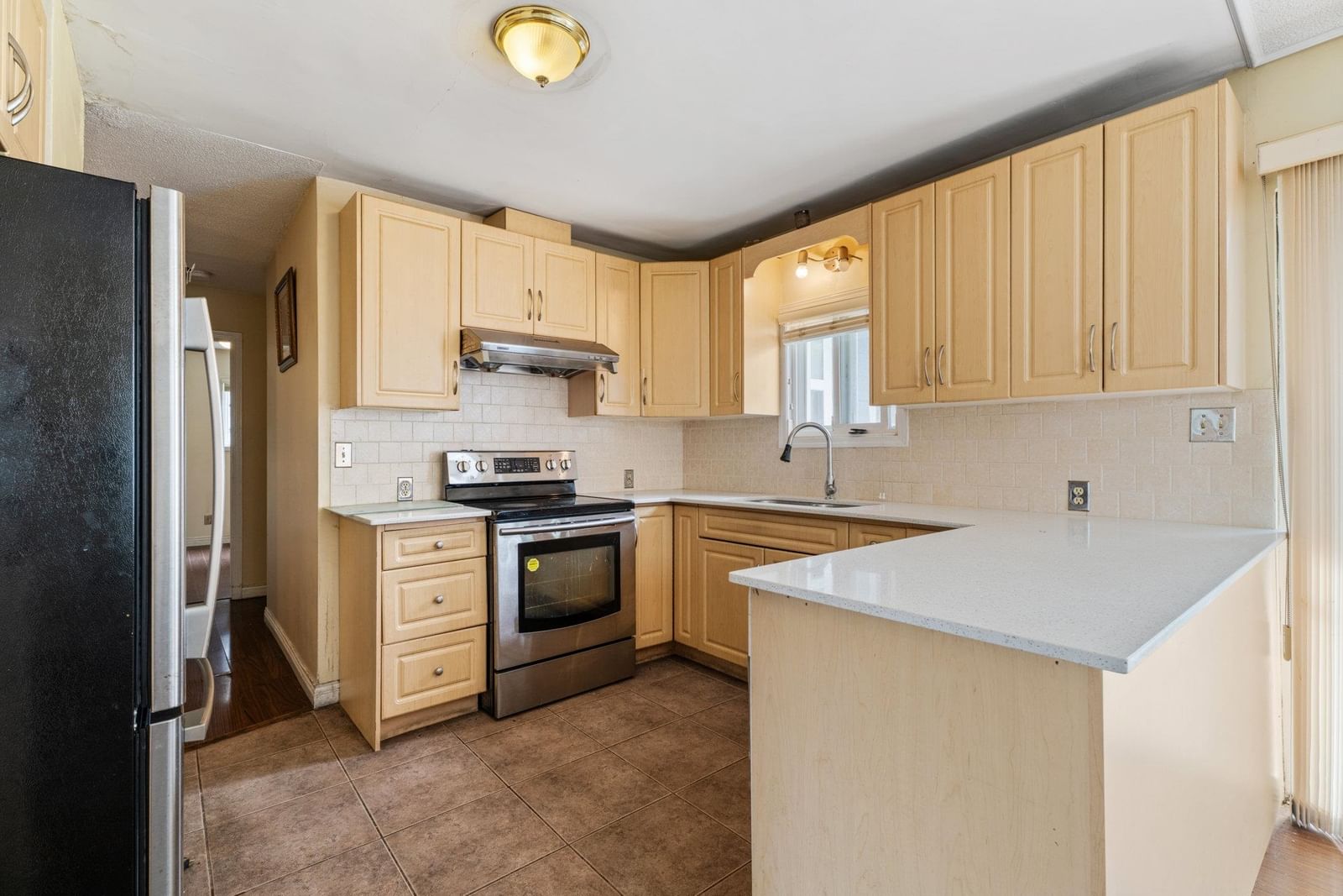 Listing Image 15