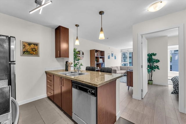 803 - 58 Keefer Place