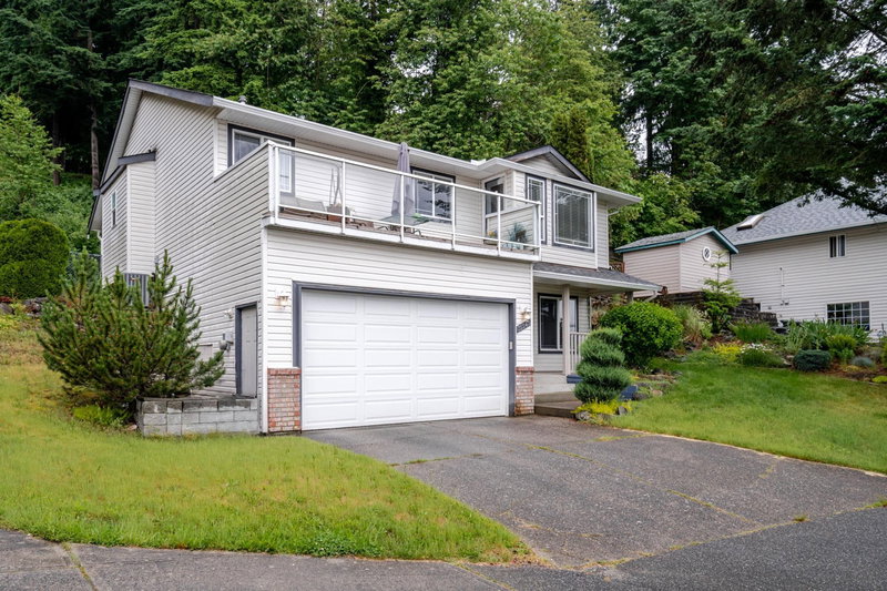 35543 Dina Place, Abbotsford, V3G 1L7 | Image 2