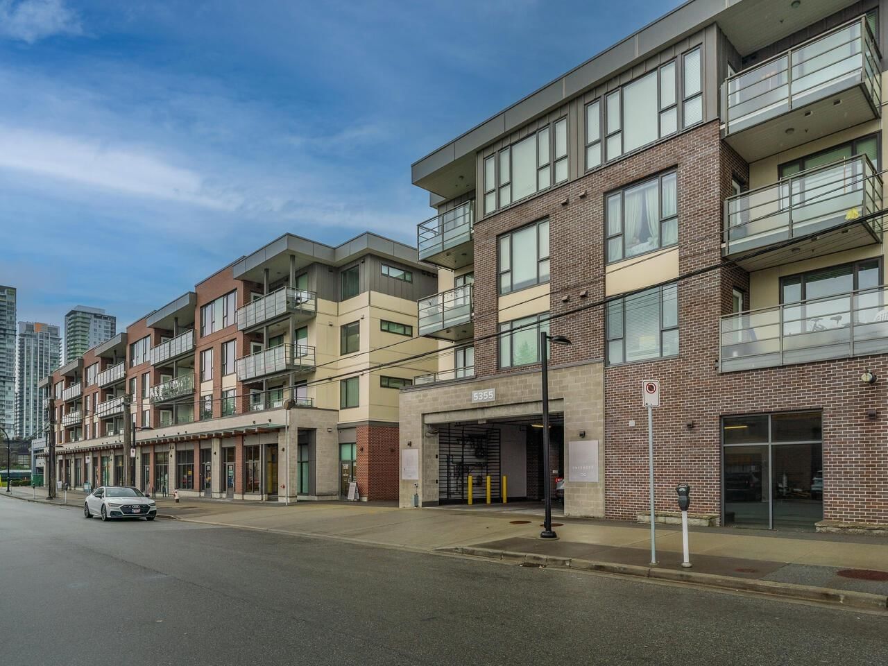 Listing Image 21