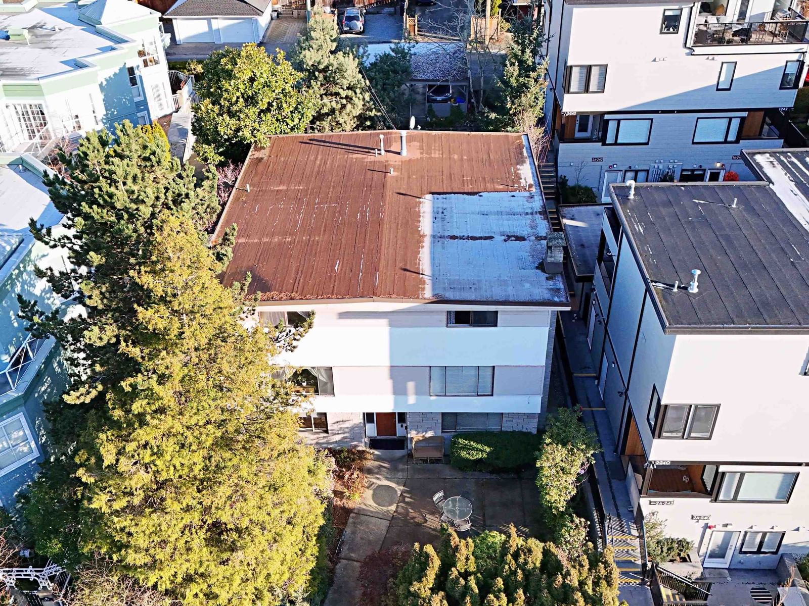 Listing Image 9