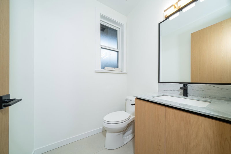 1 - 5091 Buxton Street, Burnaby, V5H 1J7 | Image 3