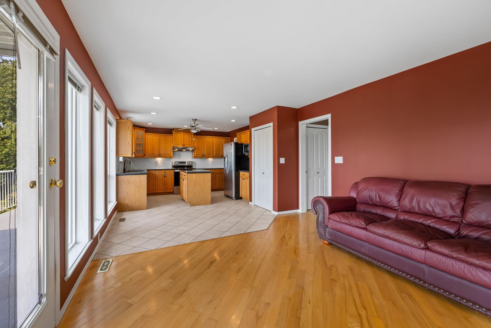 Listing Image 21