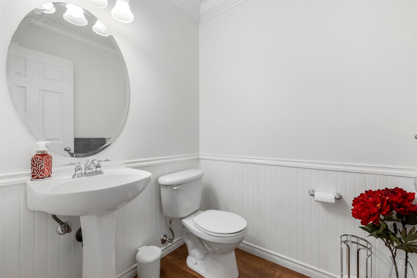 Listing Image 9