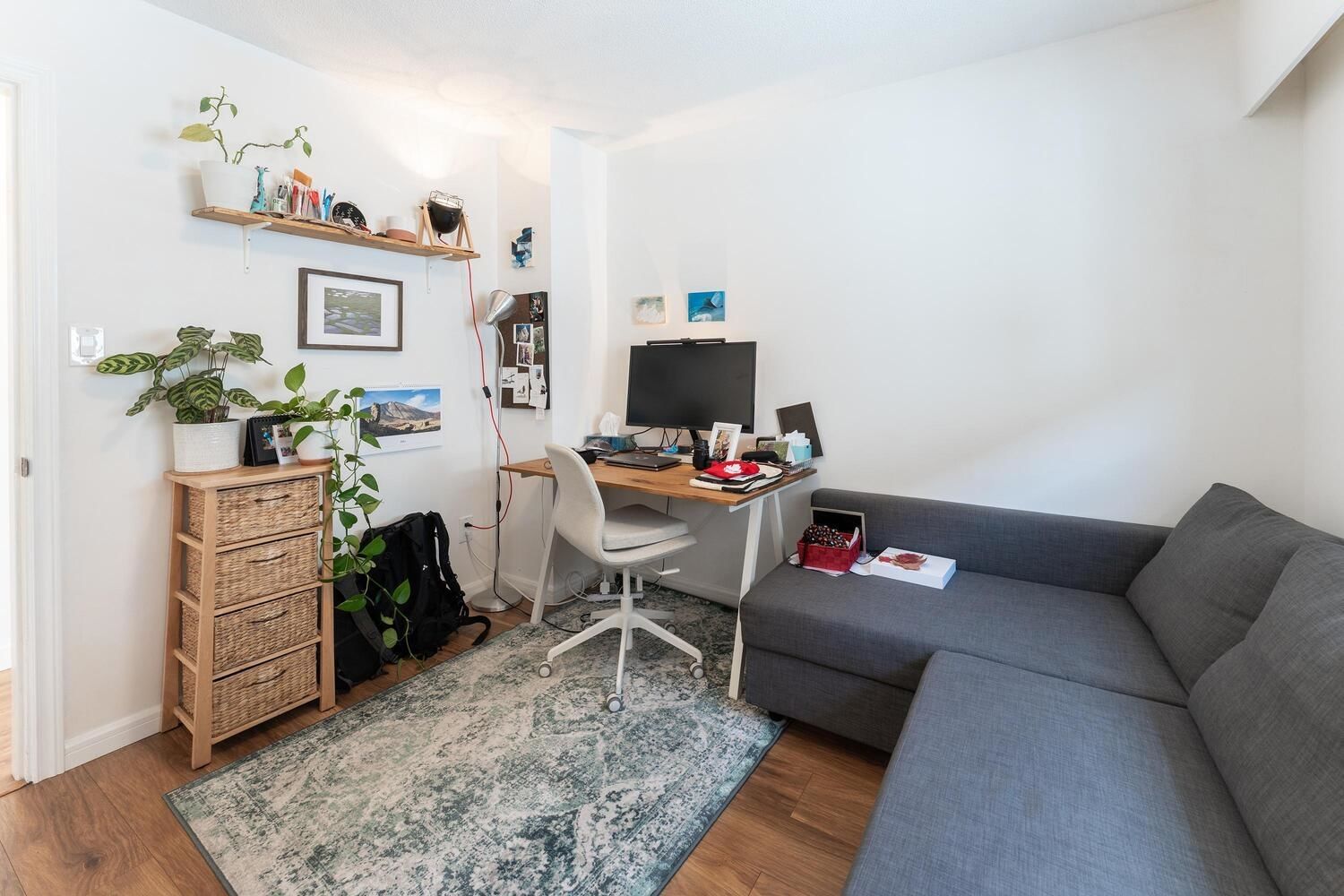Listing Image 8