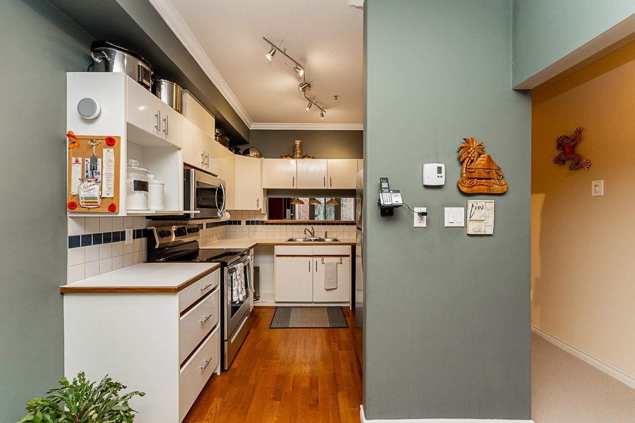 Listing Image 13