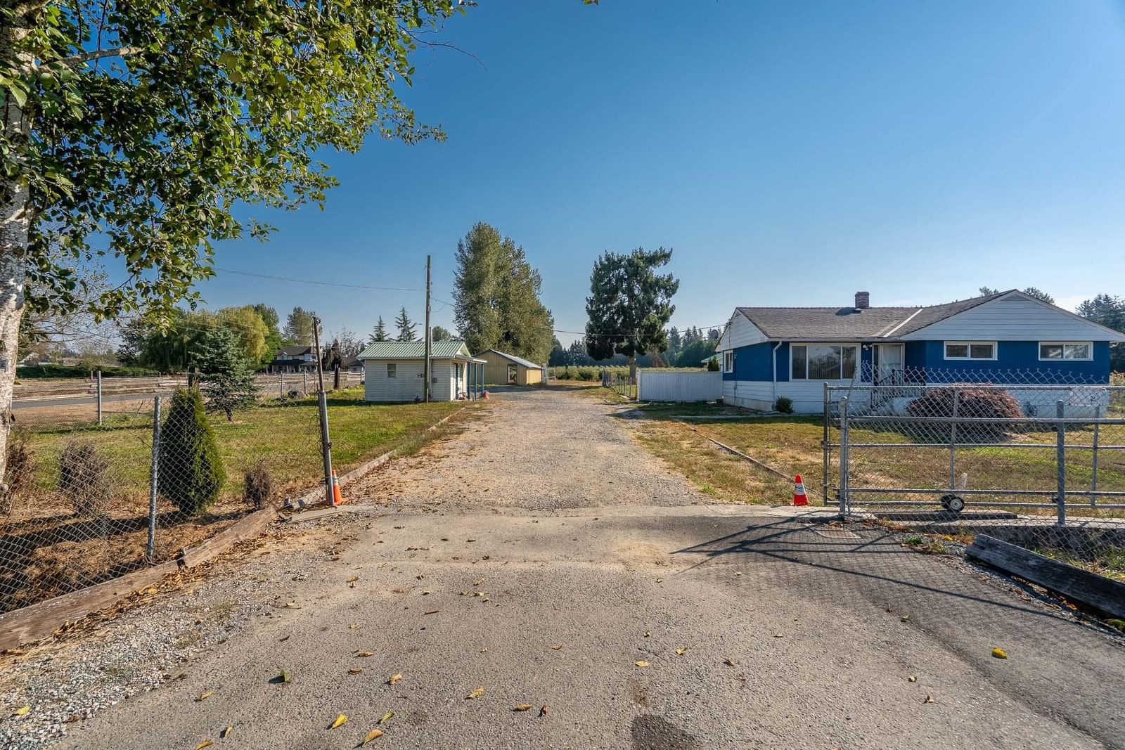 Listing Image 11