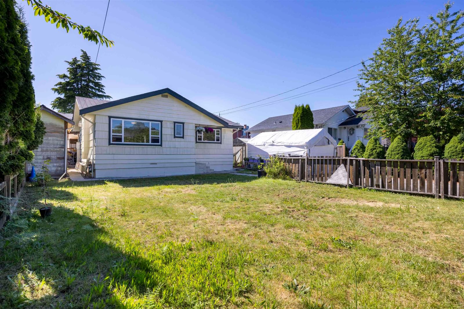 Listing Image 18
