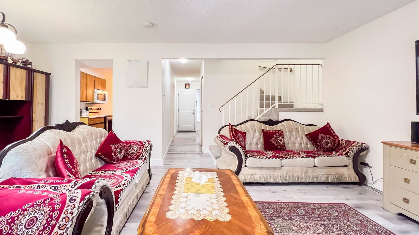 Listing Image 10