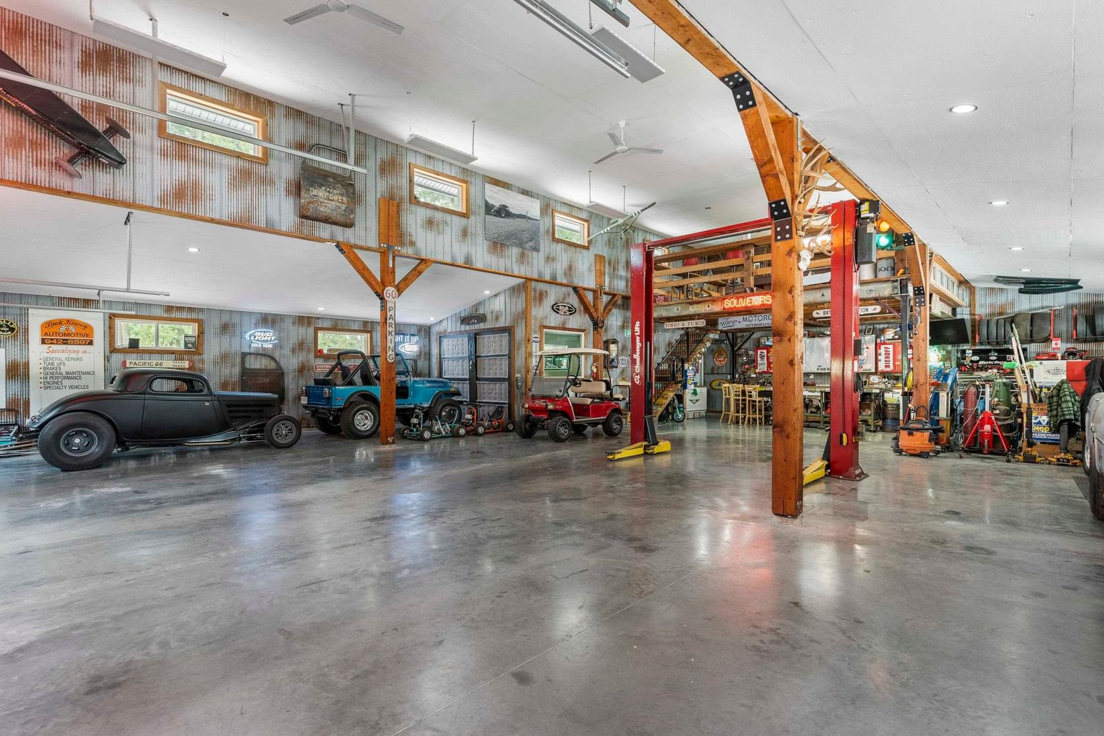 Listing Image 4