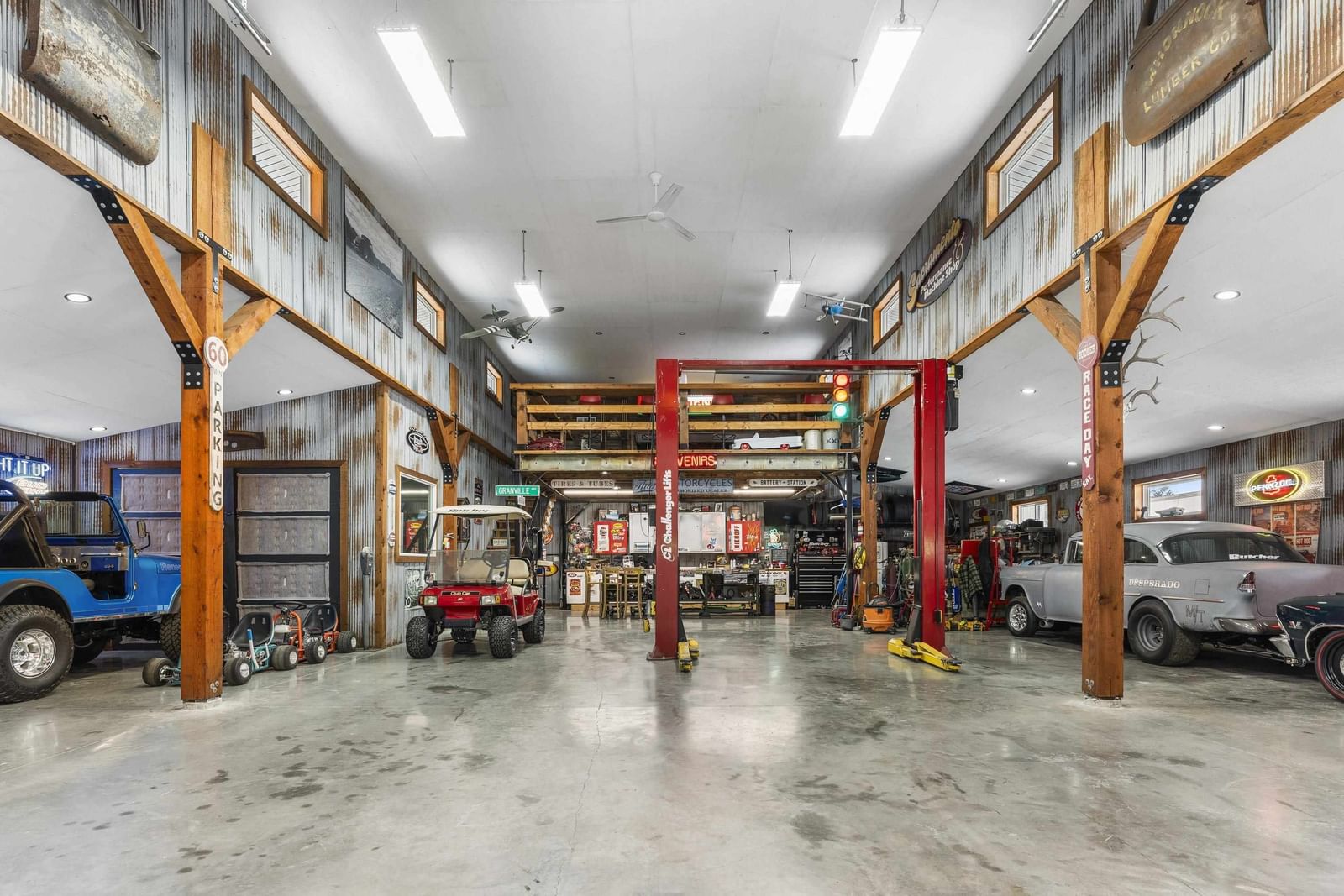 Listing Image 6
