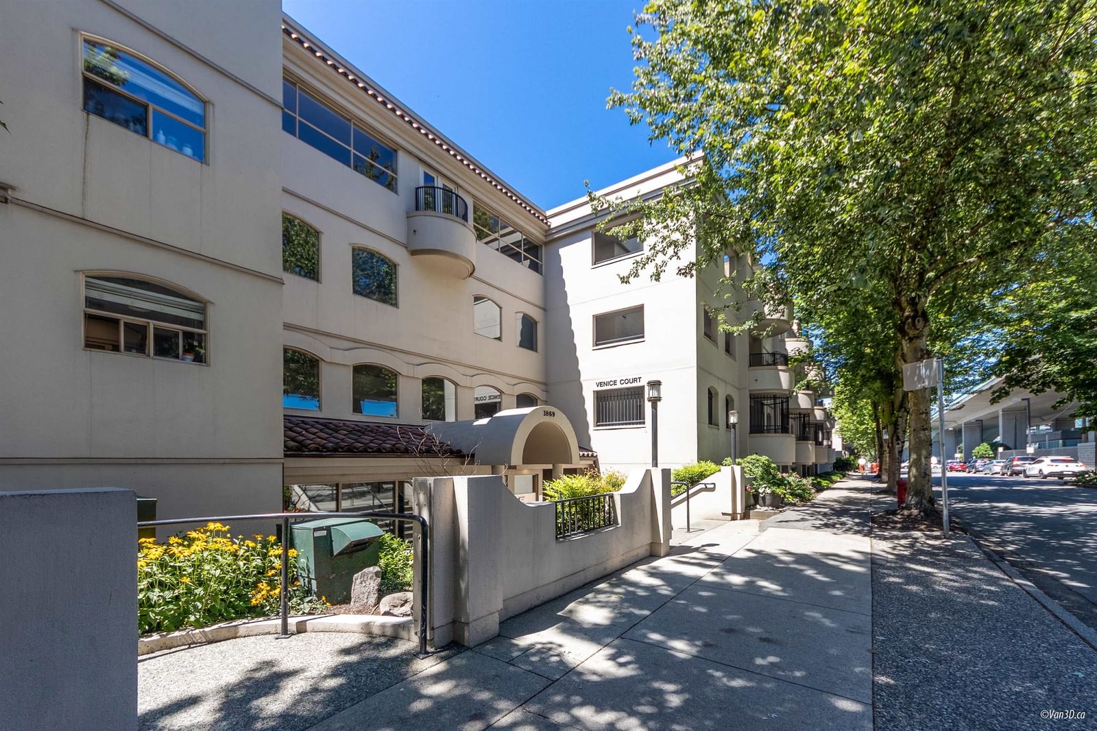 Listing Image 19