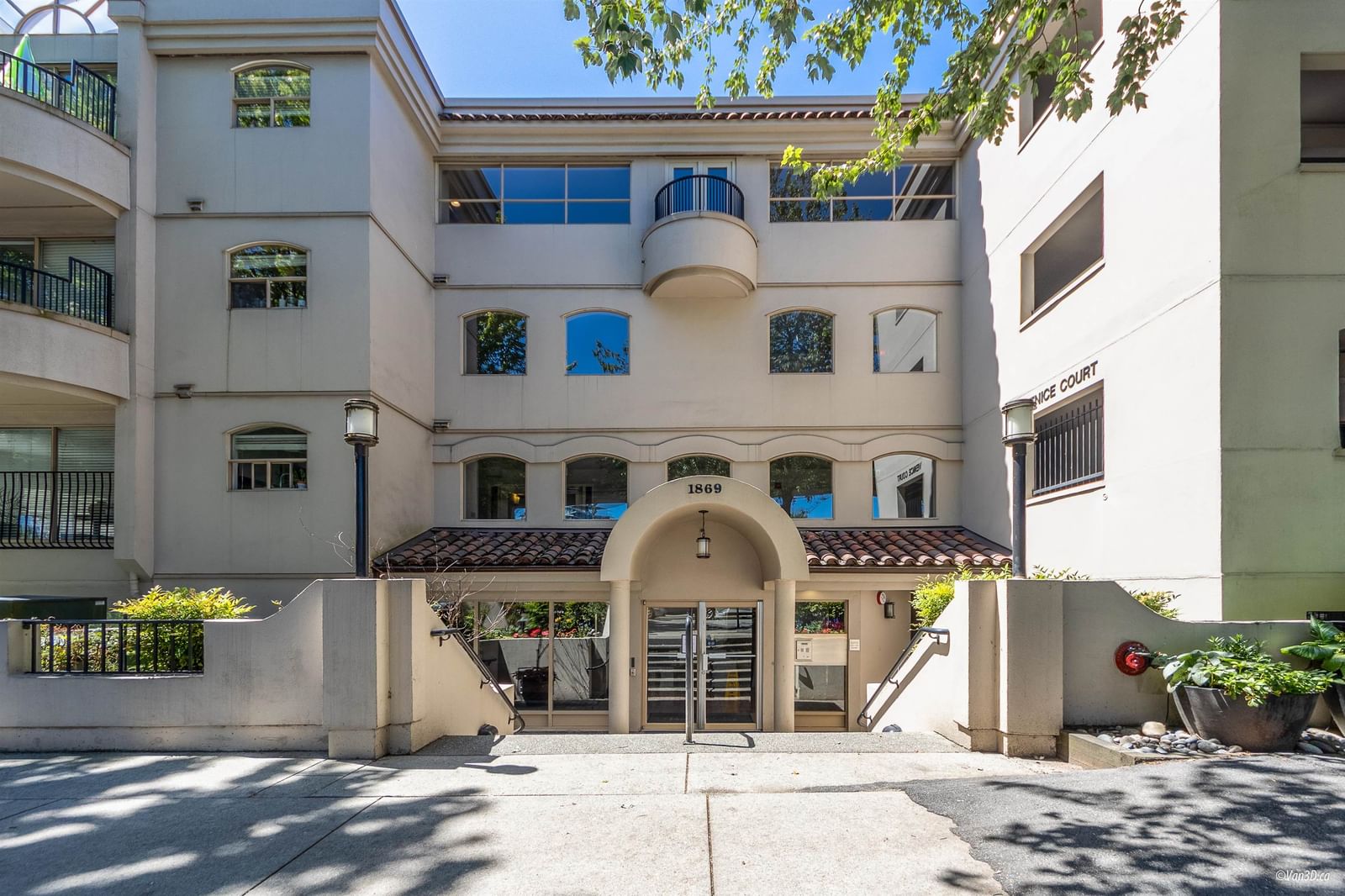 Listing Image 20