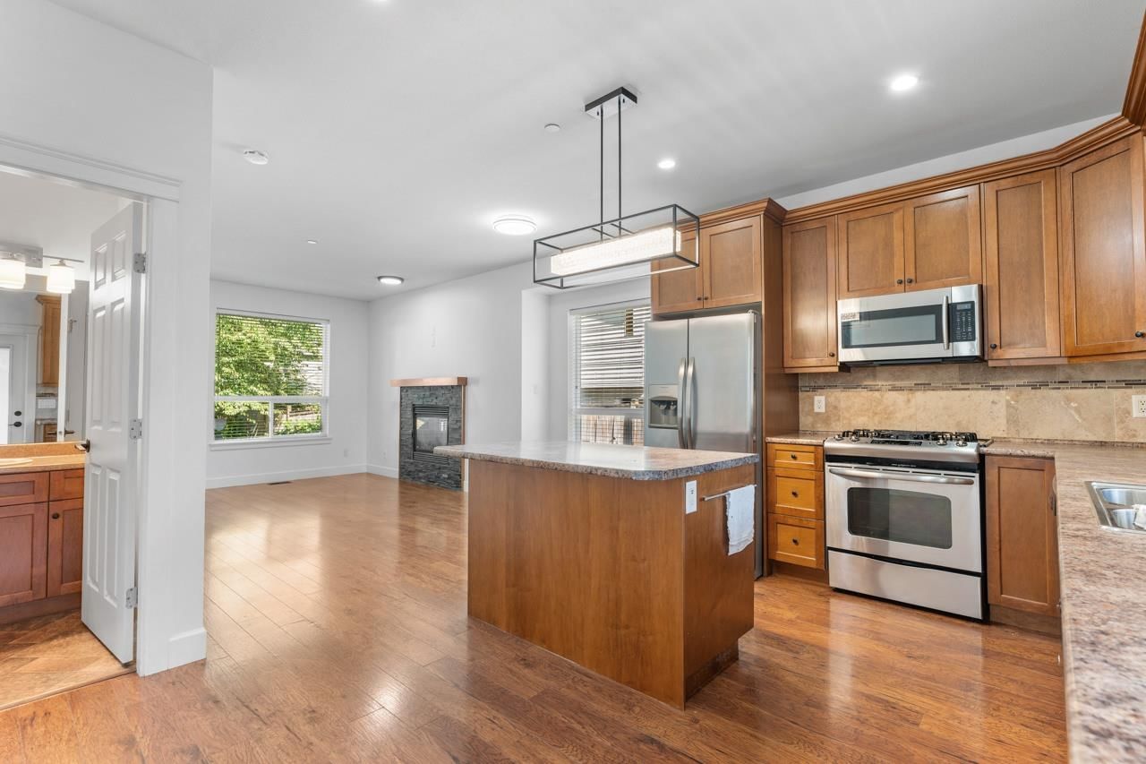 Listing Image 21
