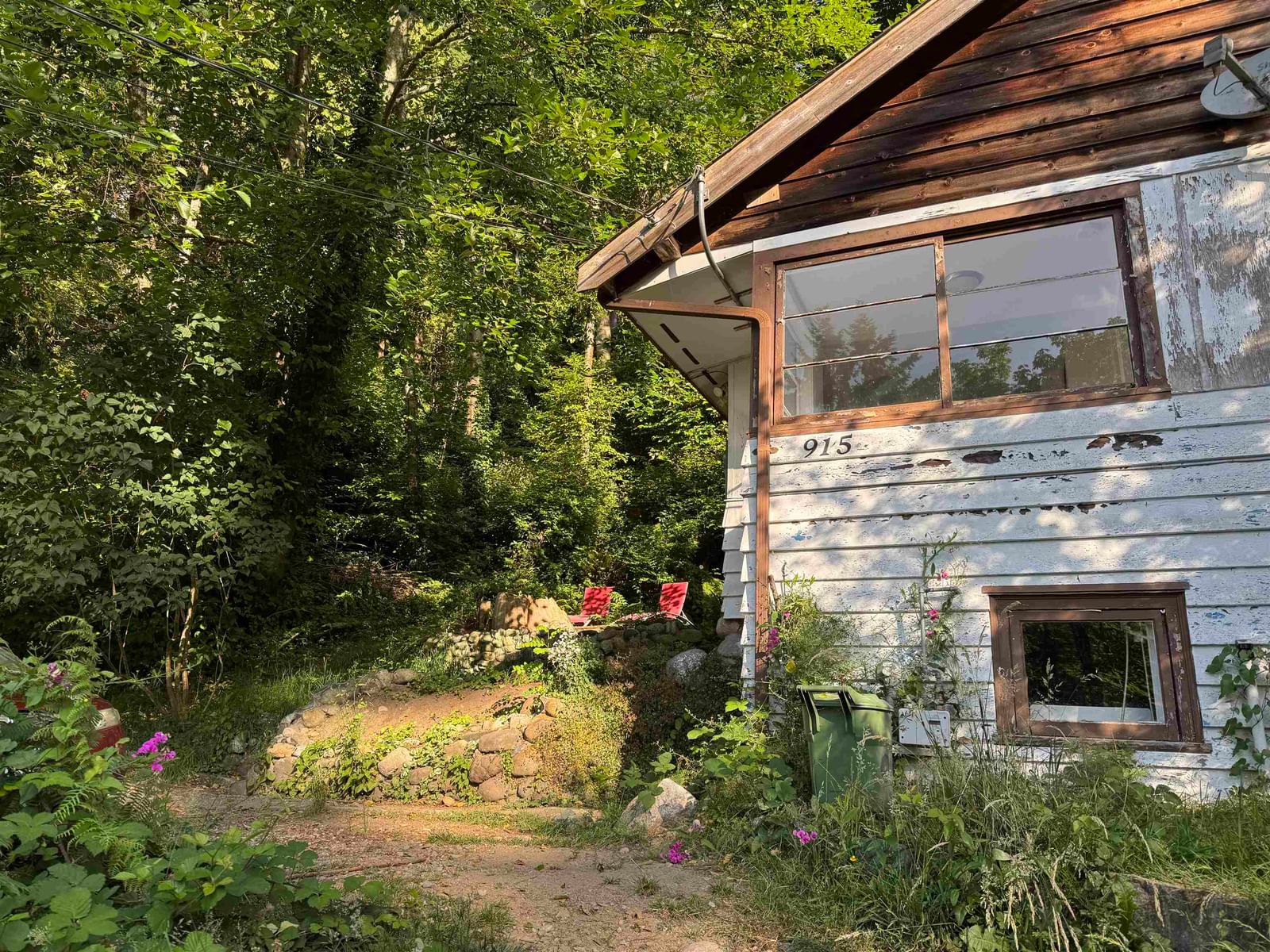 Listing Image 9