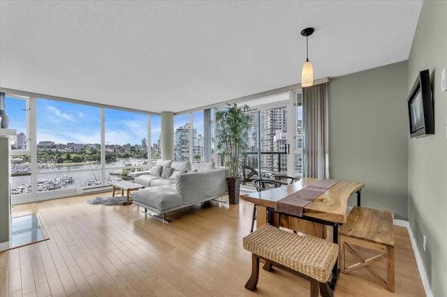 1503 - 1067 Marinaside Crescent
