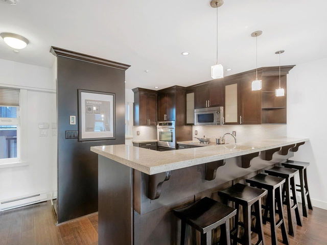 204 - 3788 10th Avenue W